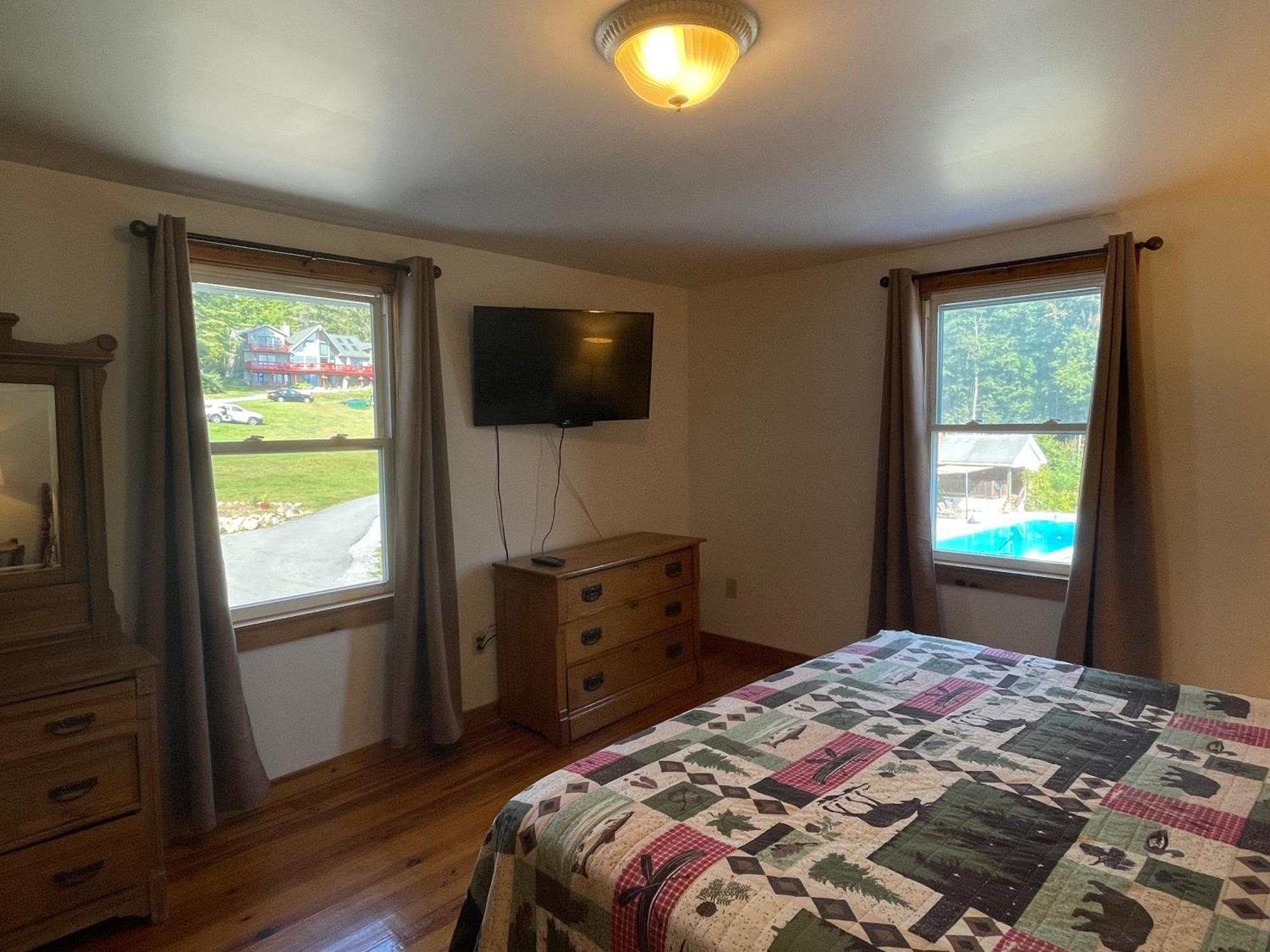 Hill View Motel And Cottages 레이크 헤오르헤 외부 사진