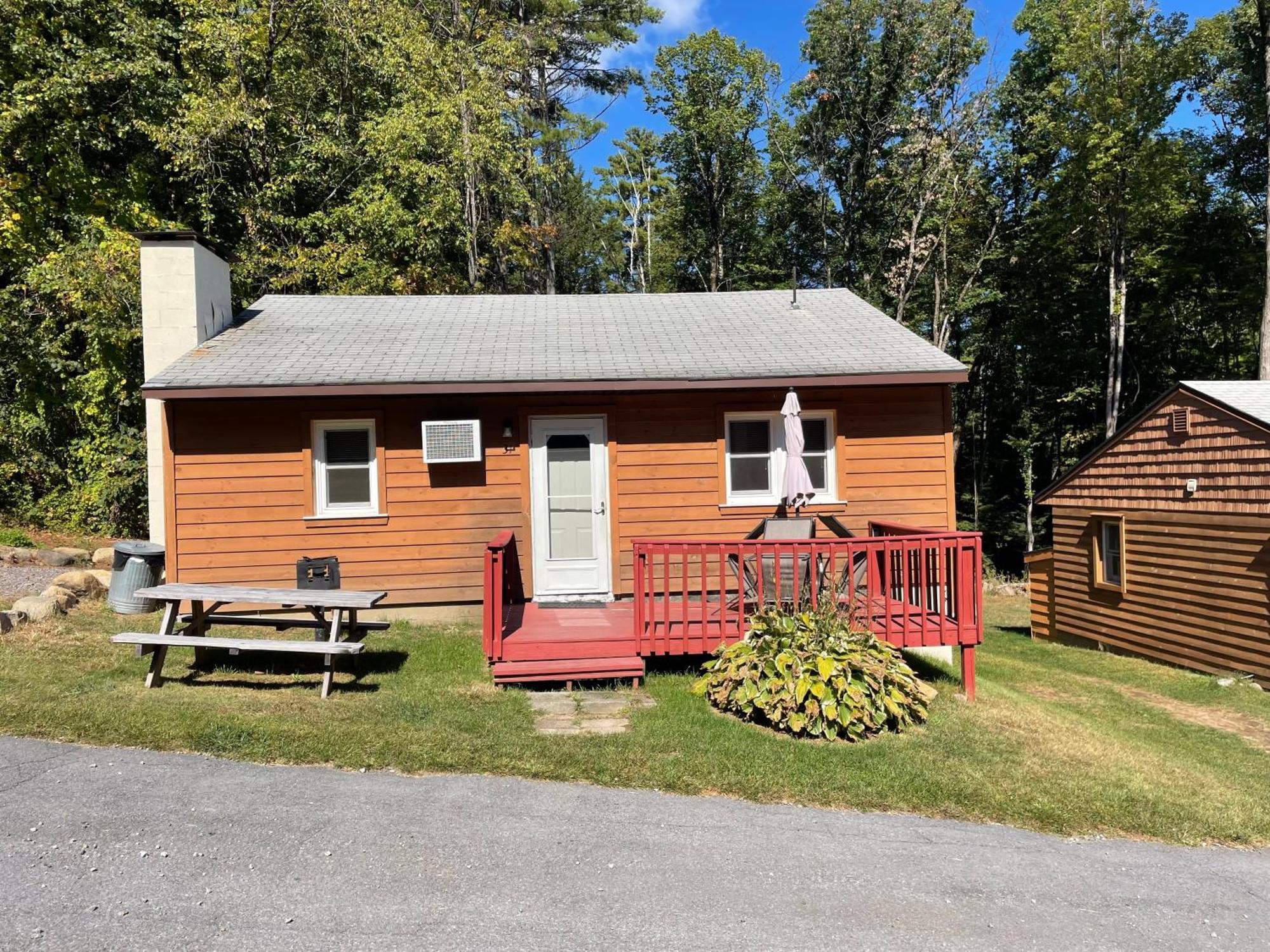 Hill View Motel And Cottages 레이크 헤오르헤 외부 사진