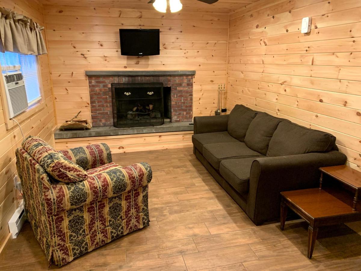 Hill View Motel And Cottages 레이크 헤오르헤 외부 사진